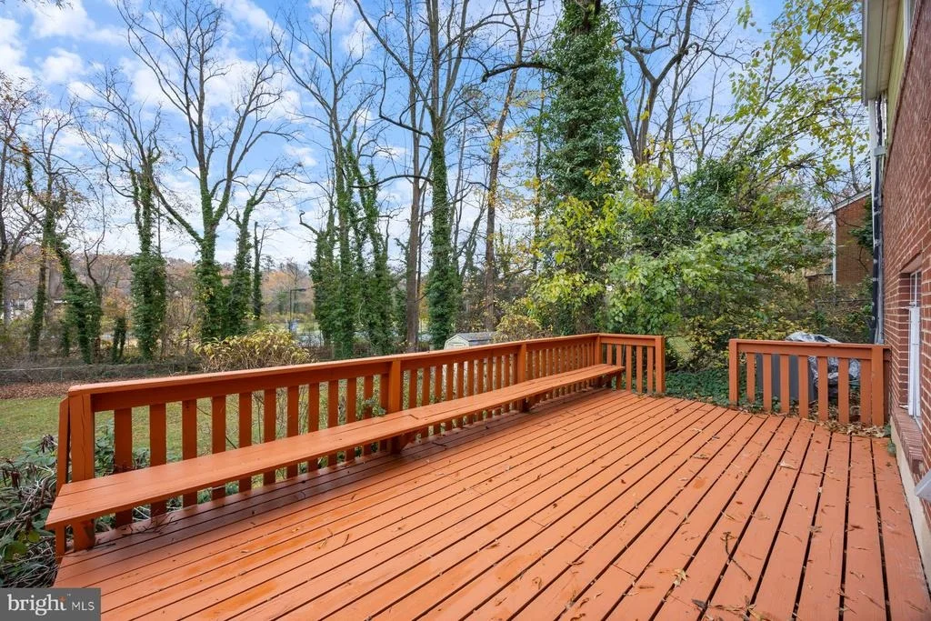 Photo of 26 LAKESIDE DRIVE