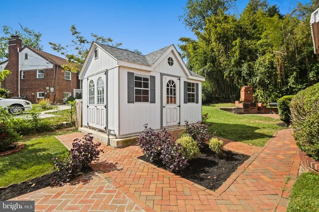 Photo of 2300 HOMESTEAD DRIVE