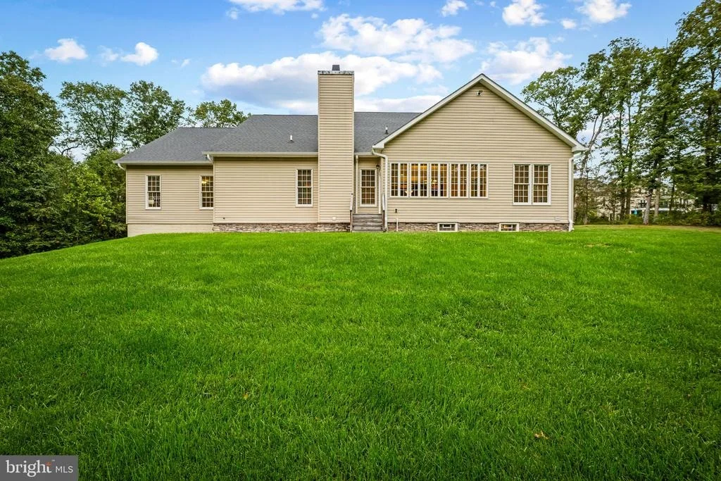 Photo of 1391 MACTON ROAD