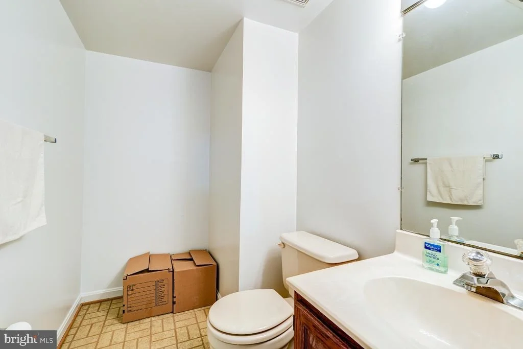 Photo of 344 GREENSPRING LANE