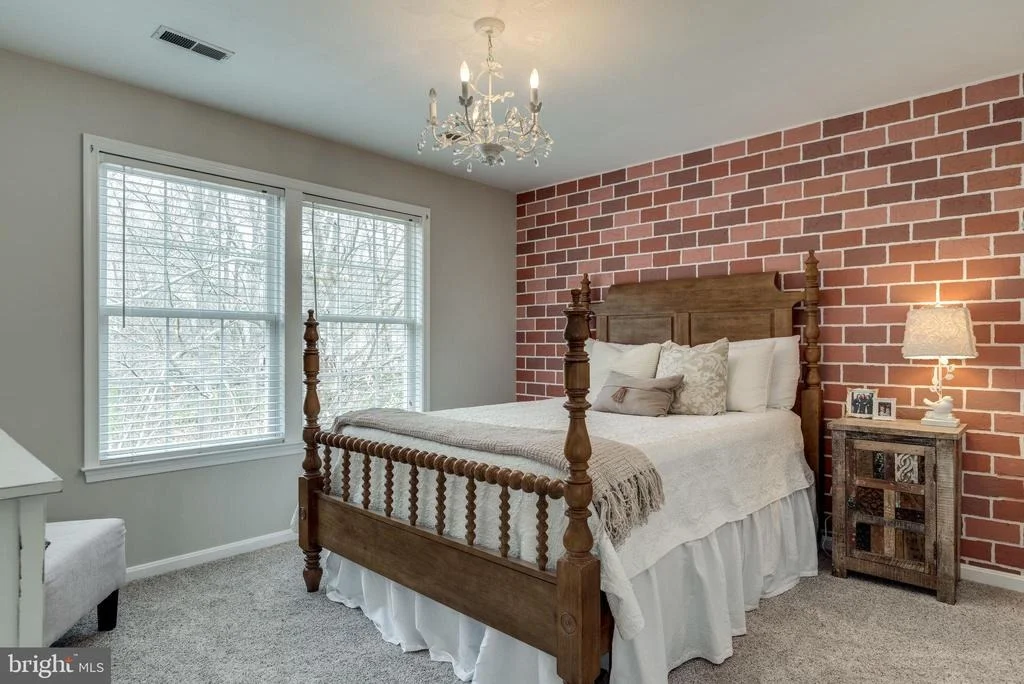 Photo of 7872 SLY FOX LANE