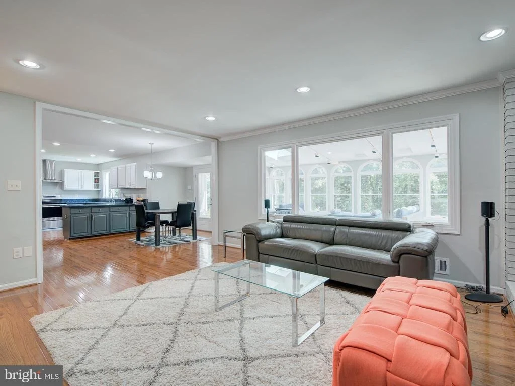 Photo of 11769 HOLLYVIEW DRIVE