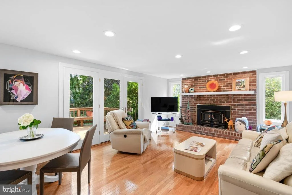 Photo of 17301 LAFAYETTE DRIVE