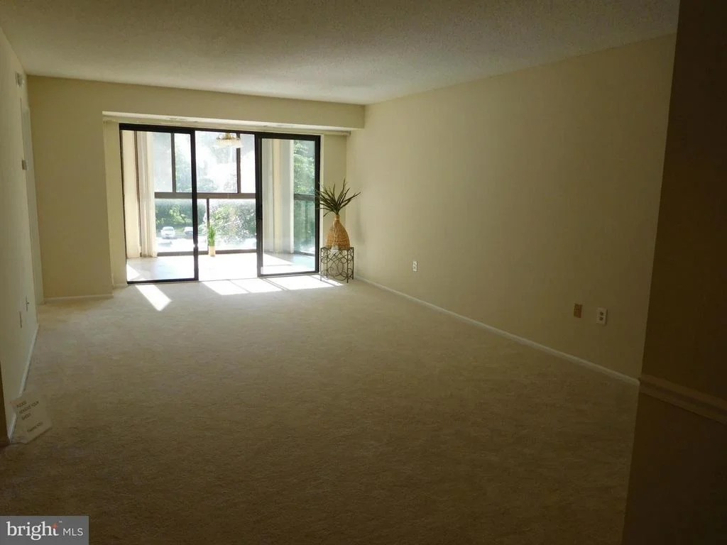 Photo of Unit 1201 at 15101 INTERLACHEN DRIVE