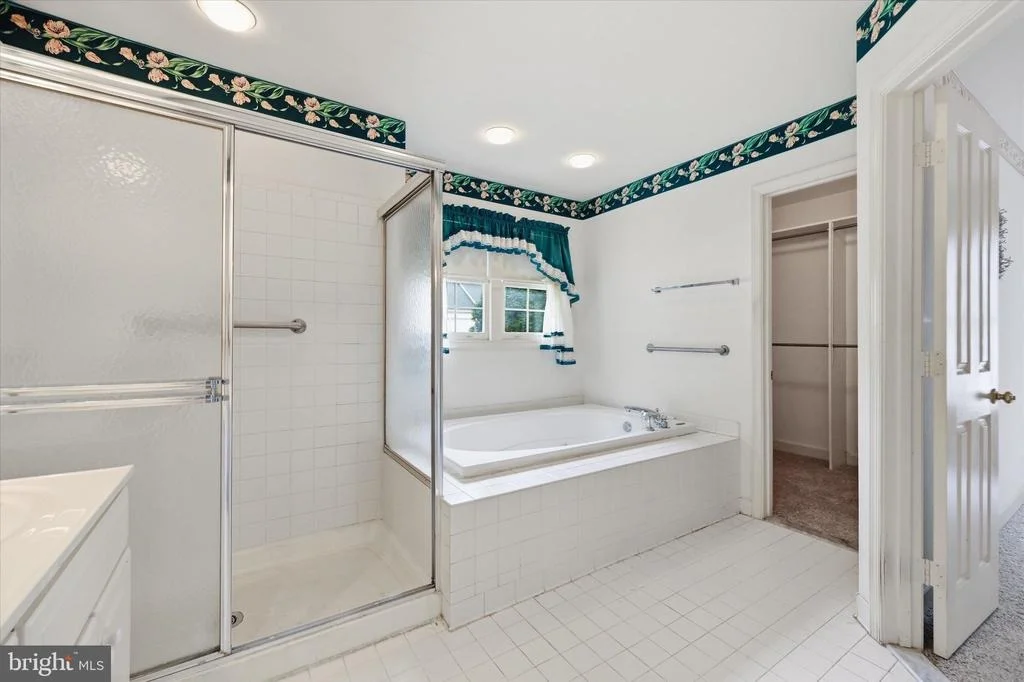 Photo of 2429 BEAR DEN ROAD