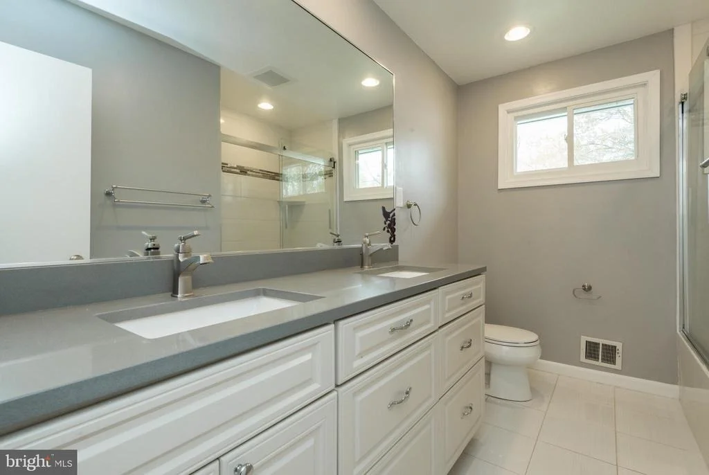 Photo of 129 HEDGEWOOD DRIVE
