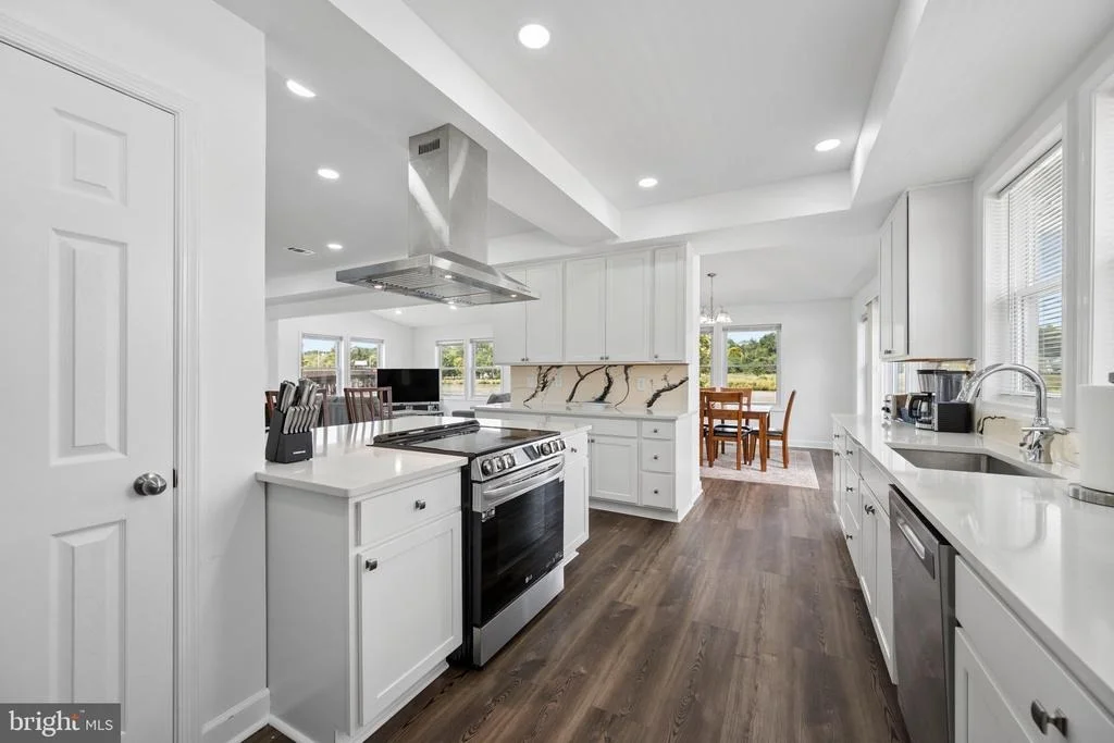 Photo of 456 DEALE ROAD