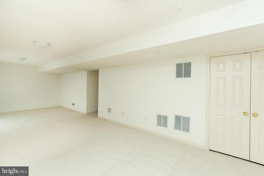 Photo of 15000 HUNTER MOUNTAIN LANE