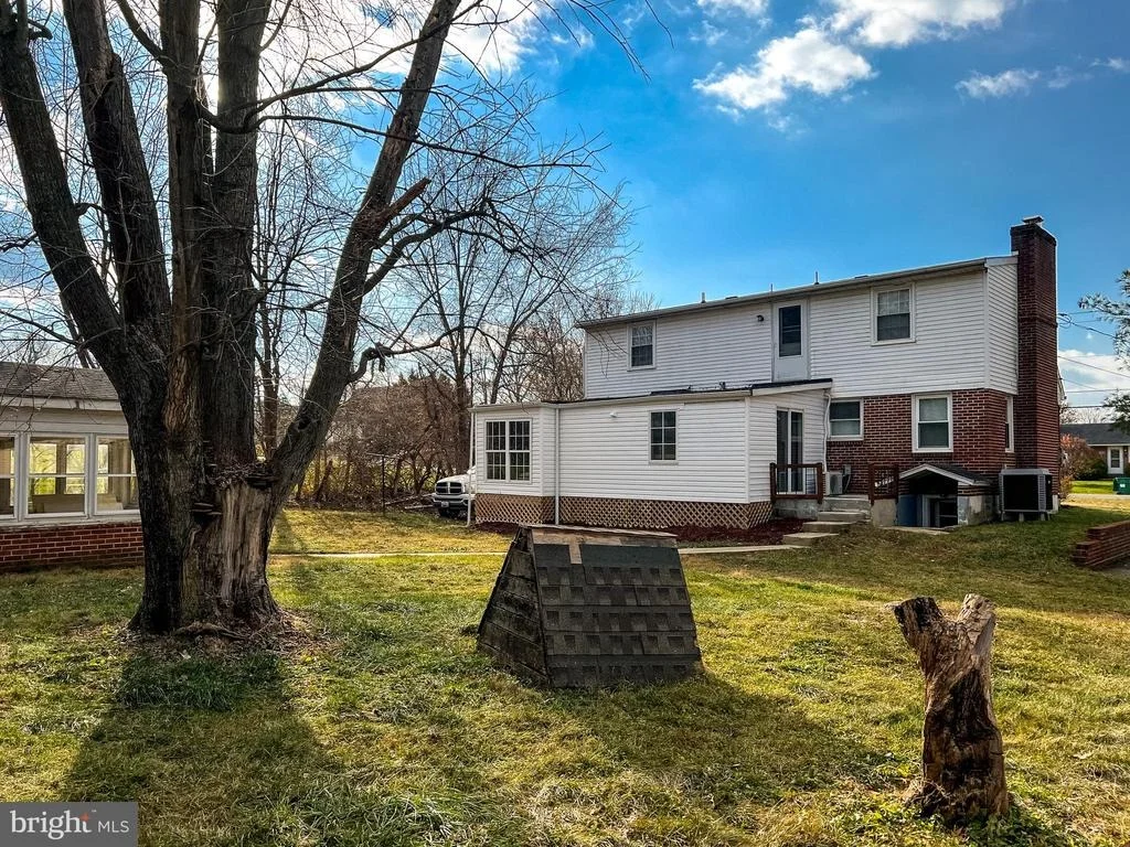 Photo of 18224 LAPPANS ROAD