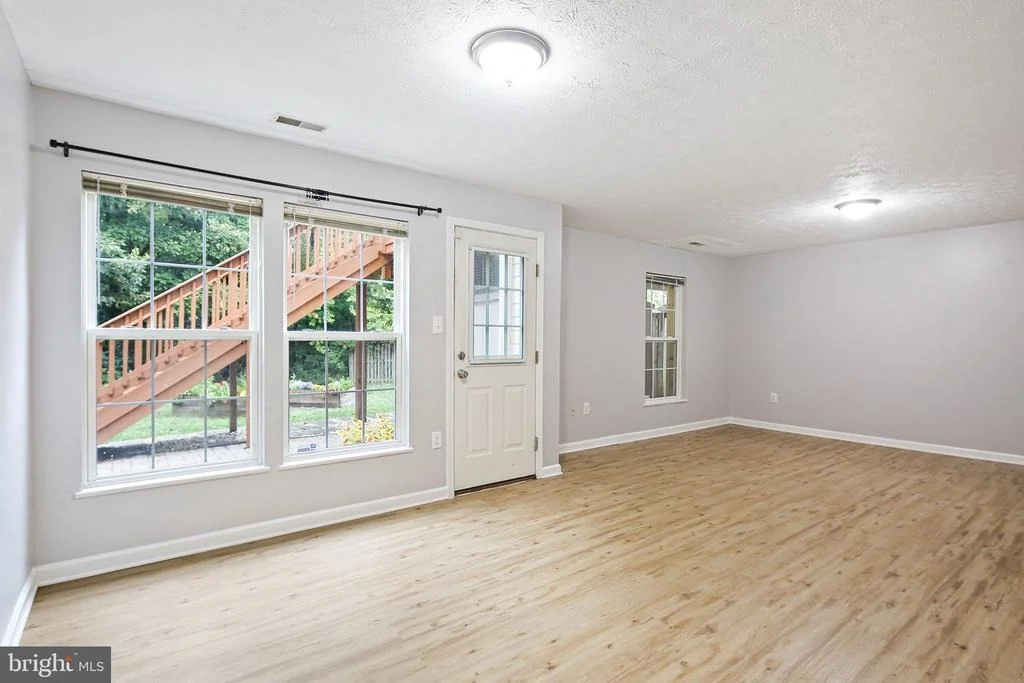 Photo of 322 TIMBERBROOK COURT