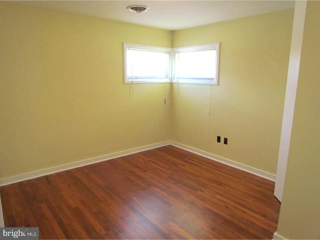 Photo of 731 RIVER ROAD