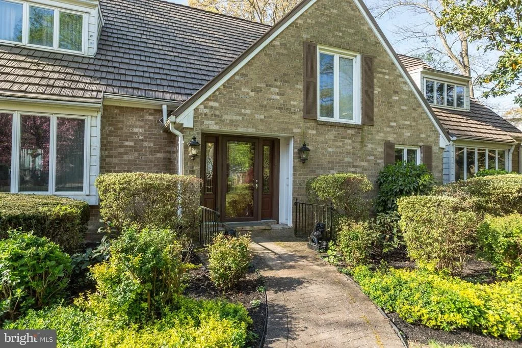 Photo of 5709 RIVER DRIVE