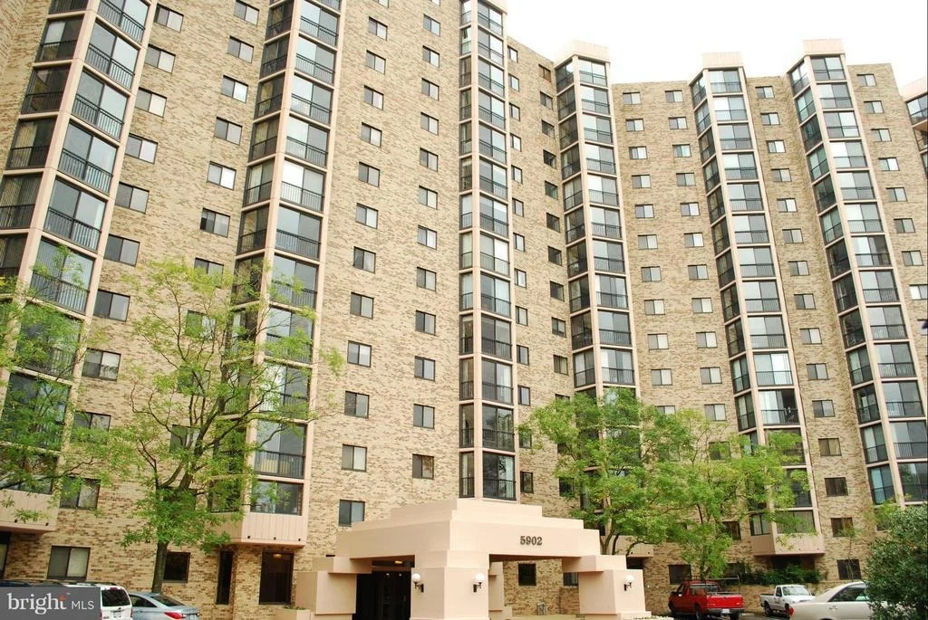 Photo of Unit 504 at 5902 MOUNT EAGLE DRIVE