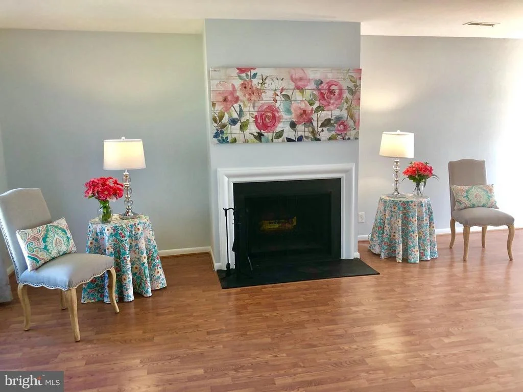 Photo of Unit 191A at 3221 LUDHAM DRIVE