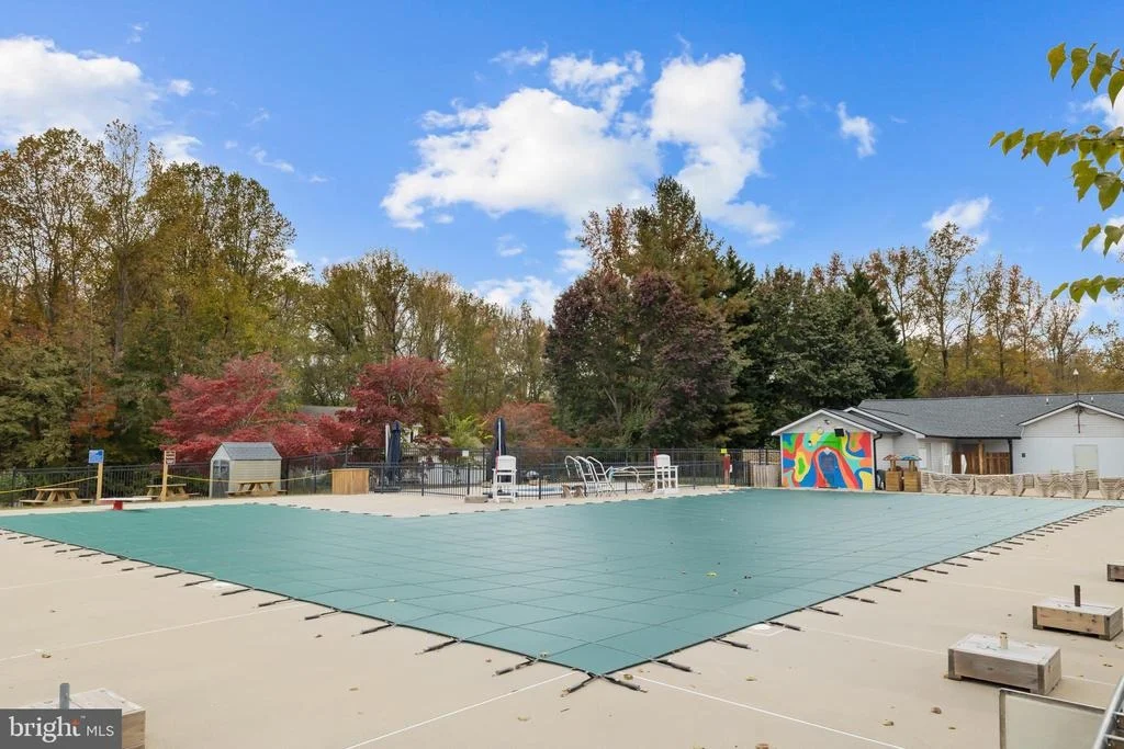 Photo of 8008 WASHINGTON DRIVE
