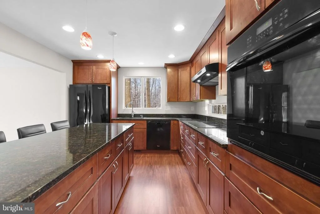Photo of 12938 BYEFIELD DRIVE