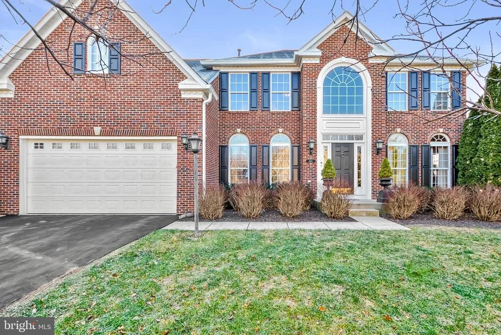 Photo of 1803 BLACK WALNUT COURT