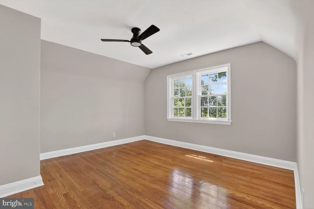 Photo of 315 E COLD SPRING LANE