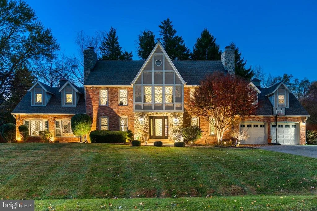 Photo of 15304 WATERGATE ROAD