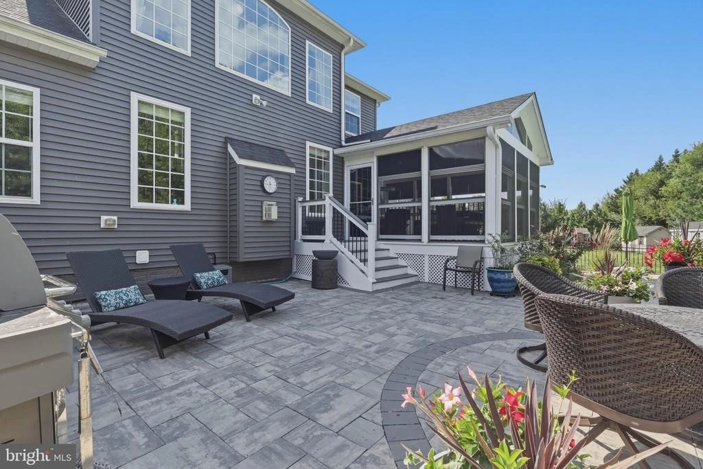 Photo of 1420 PEDIGREE STREET