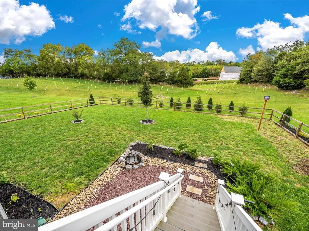 Photo of 9334 DRUMMAN DRIVE