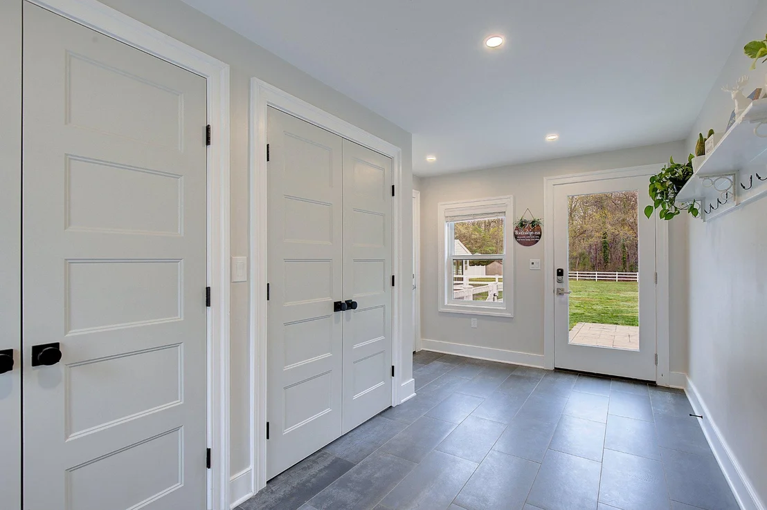 Photo of 818 CEDARCROFT DRIVE