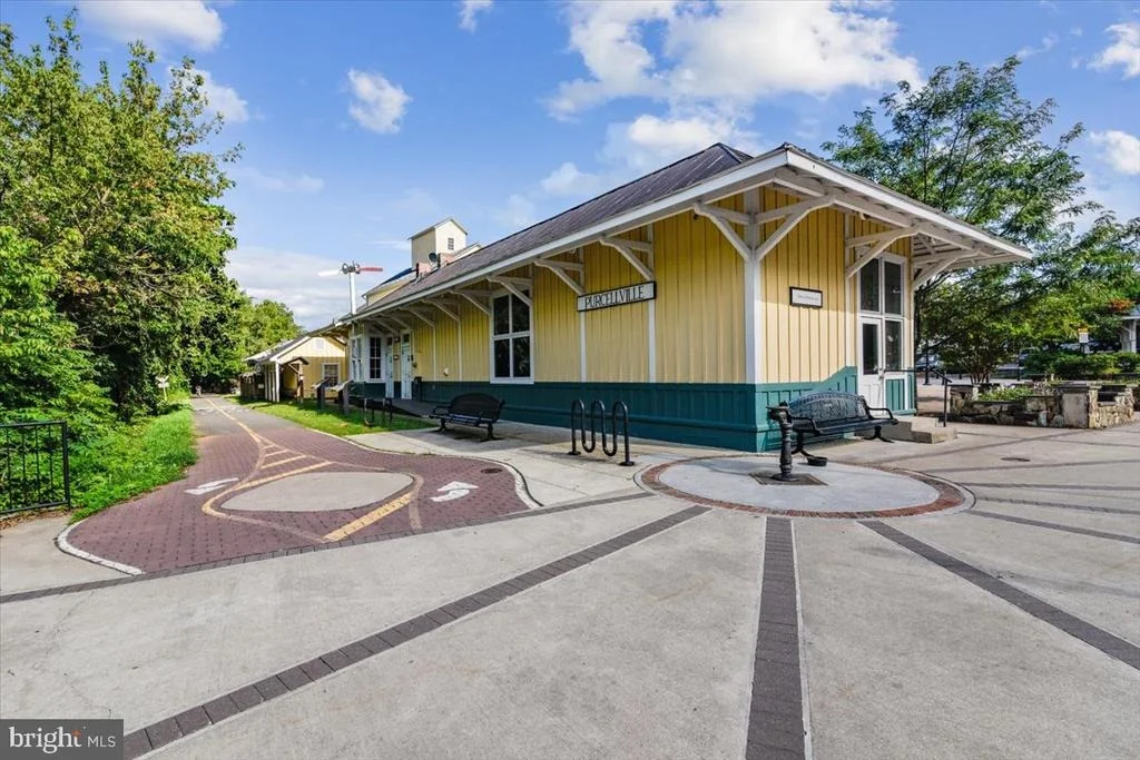 Photo of 1002 PIPERS BROOK DRIVE