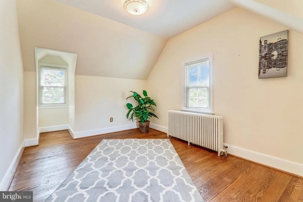 Photo of 8605 SPRINGVALE ROAD