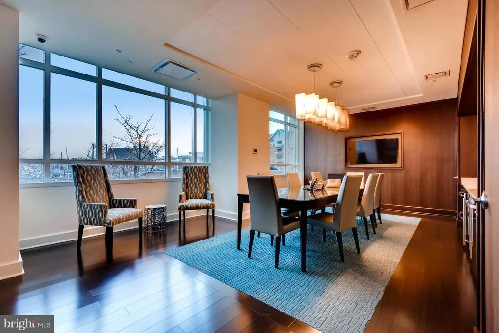 Photo of Unit PH3A3B at 100 HARBORVIEW DRIVE