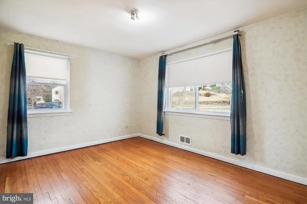 Photo of 2700 ROSS ROAD