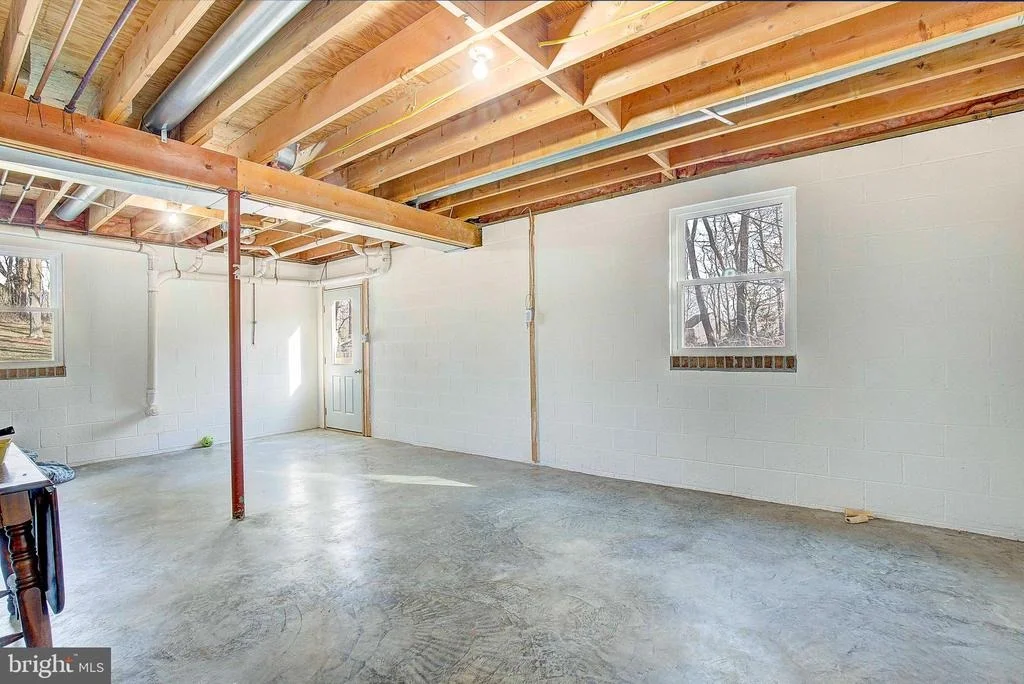 Photo of 9150 MACKALL ROAD