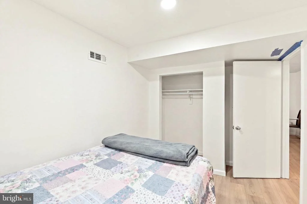 Photo of 13308 DAUPHINE STREET