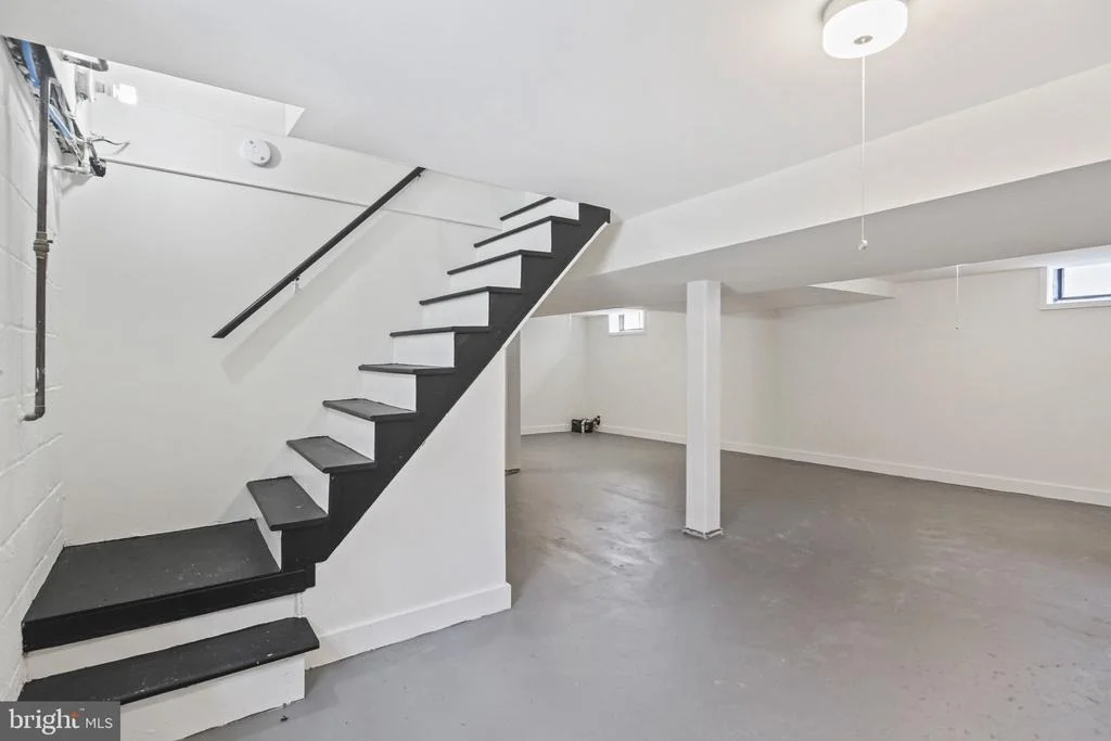 Photo of 515 FREYS ROAD