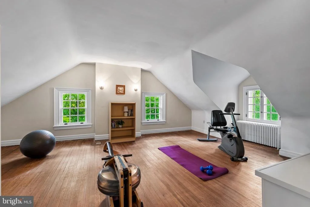 Photo of 222 LONGWOOD ROAD