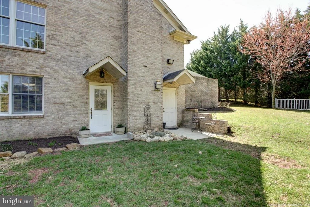 Photo of 8212 SKIPWITH DRIVE