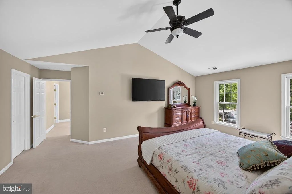 Photo of 1340 BLUEGRASS WAY