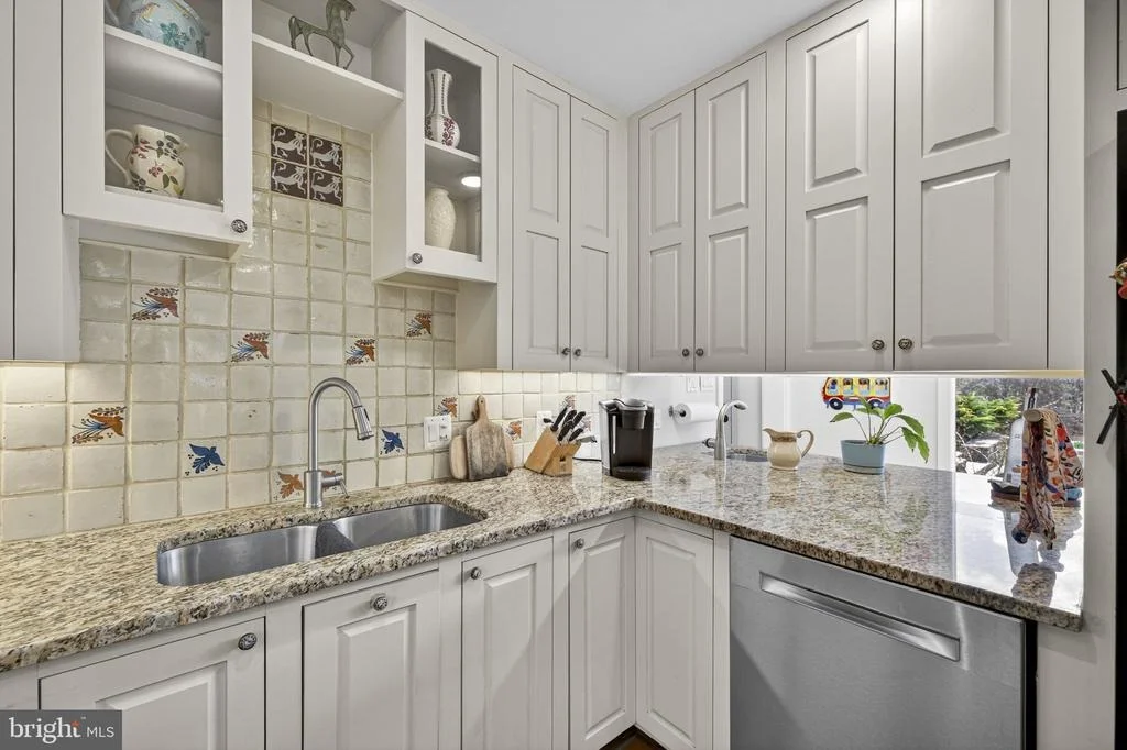 Photo of 3850 COBBLER MOUNTAIN ROAD