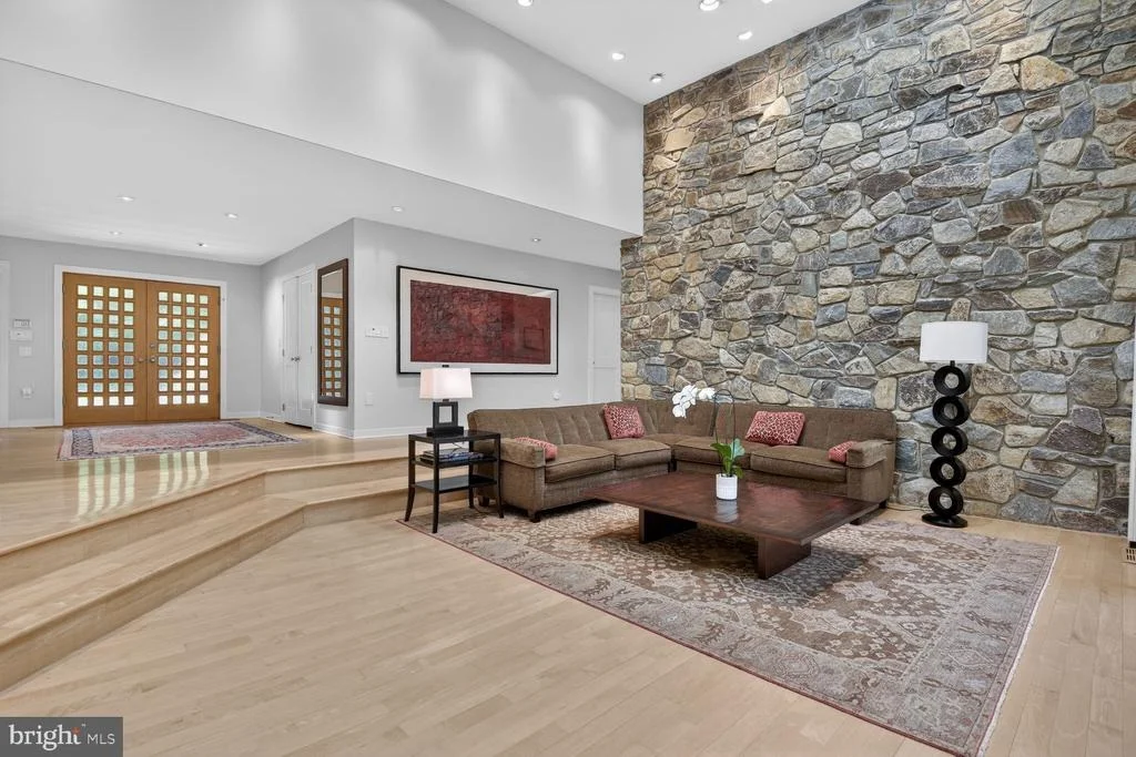 Photo of 10801 BALANTRE LANE