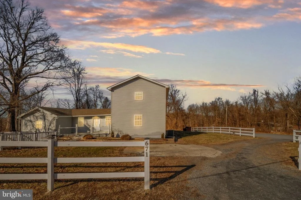 Photo of 671 PINE RIDGE DRIVE