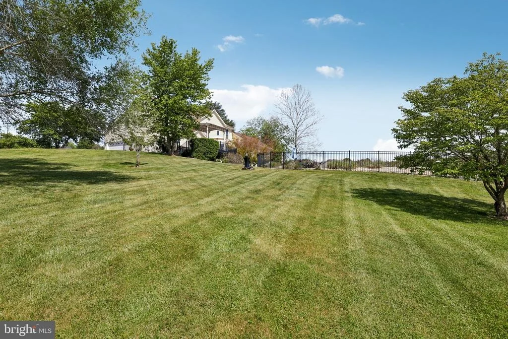 Photo of 3993 WINDERMERE WAY