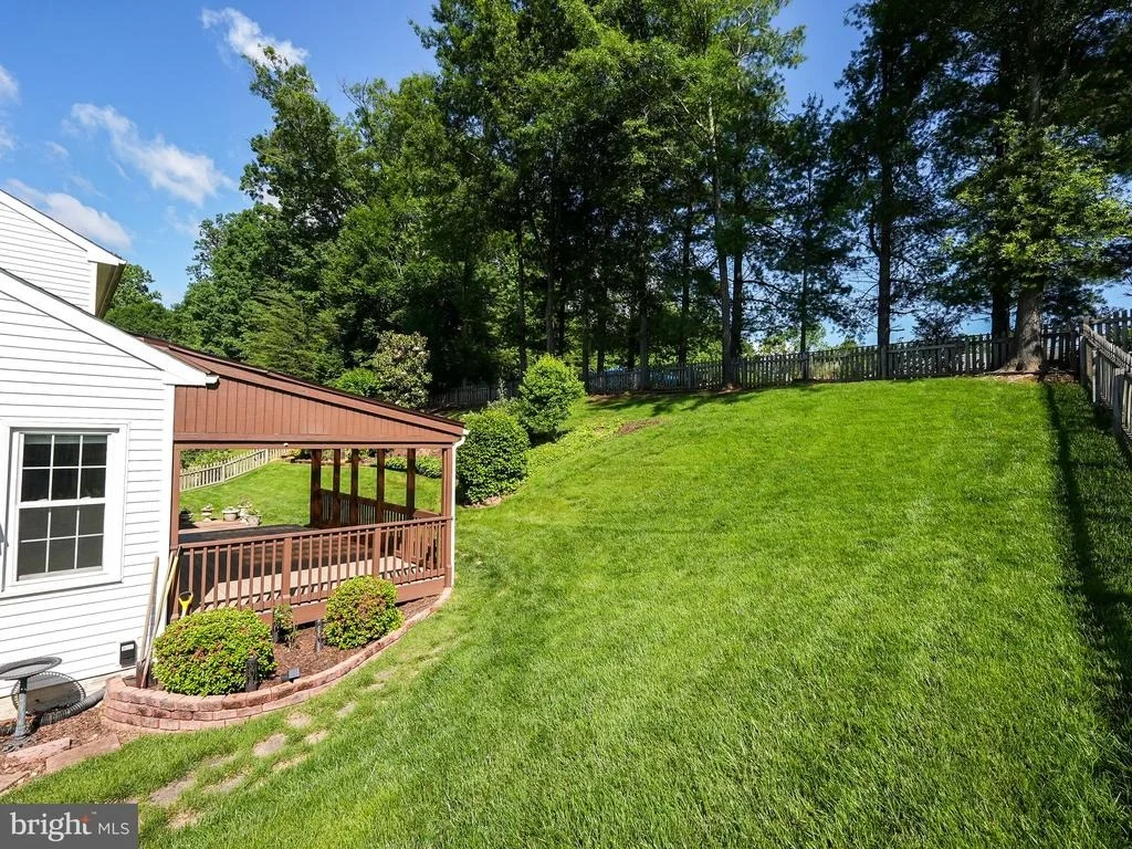 Photo of 14 CHRISTOPHER WAY