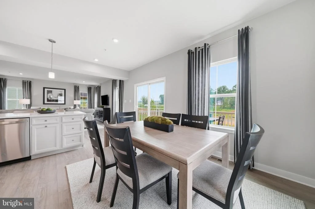 Photo of 7319 DOLOMITE ROAD
