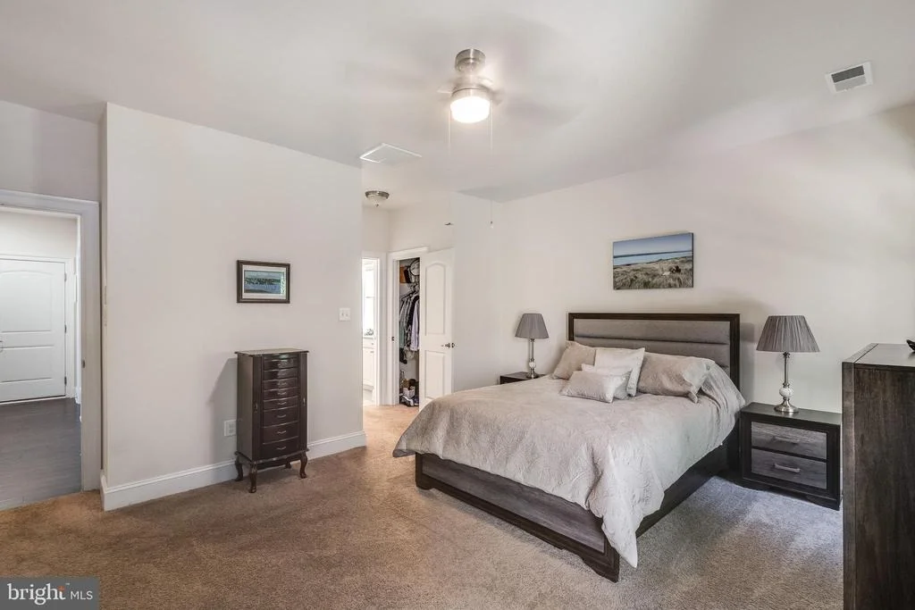 Photo of 30561 SILVERTON ROAD