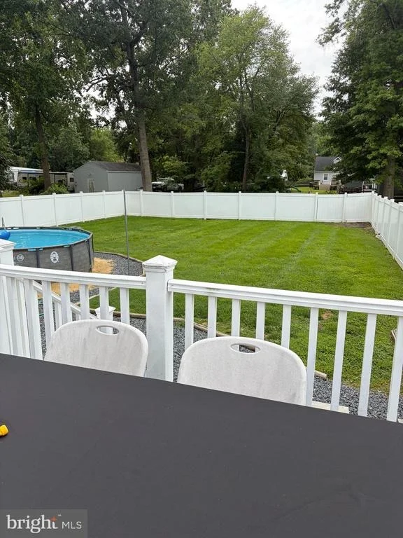 Photo of 6921 UNIVERSITY DRIVE