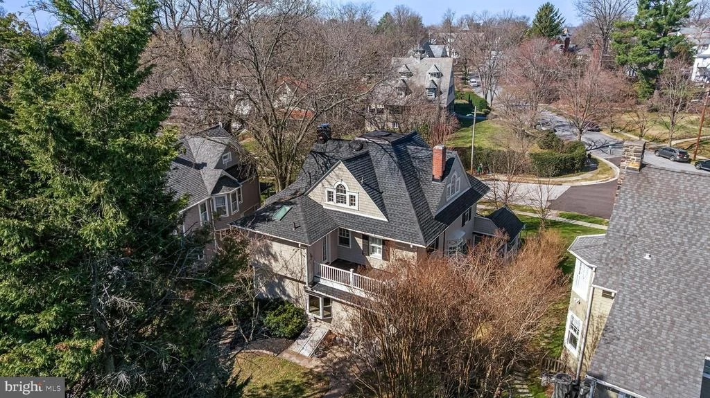 Photo of 225 HAWTHORNE ROAD