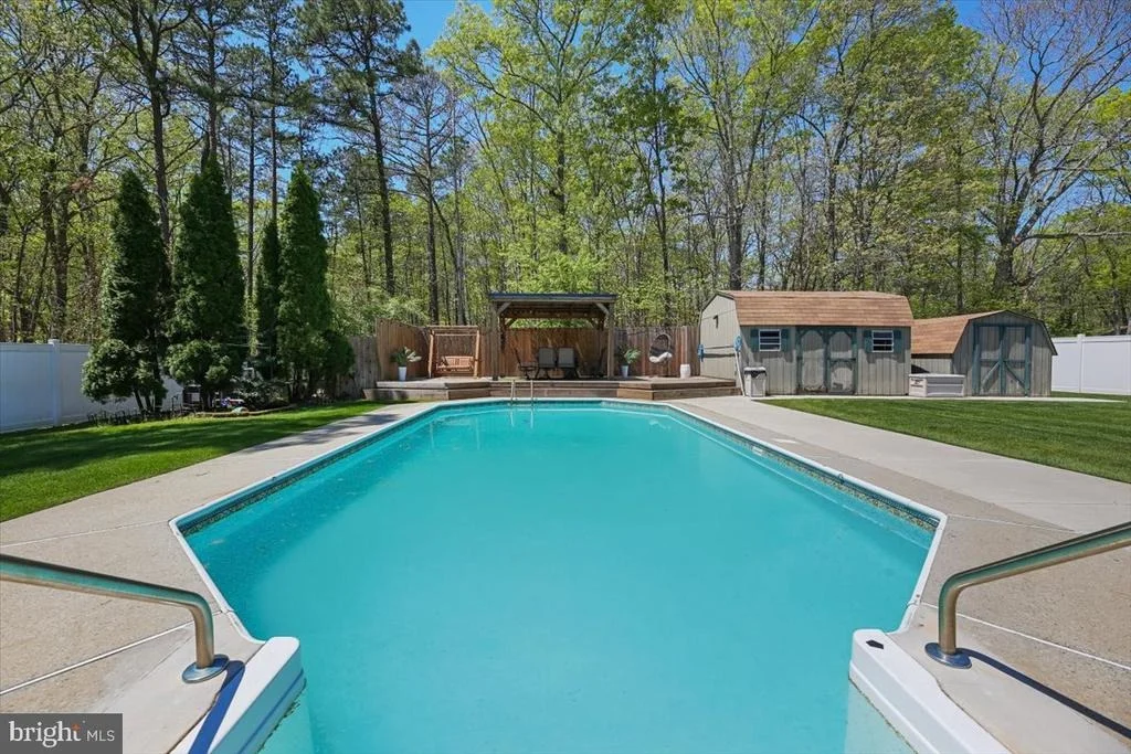 Photo of 201 PRANCER ROAD