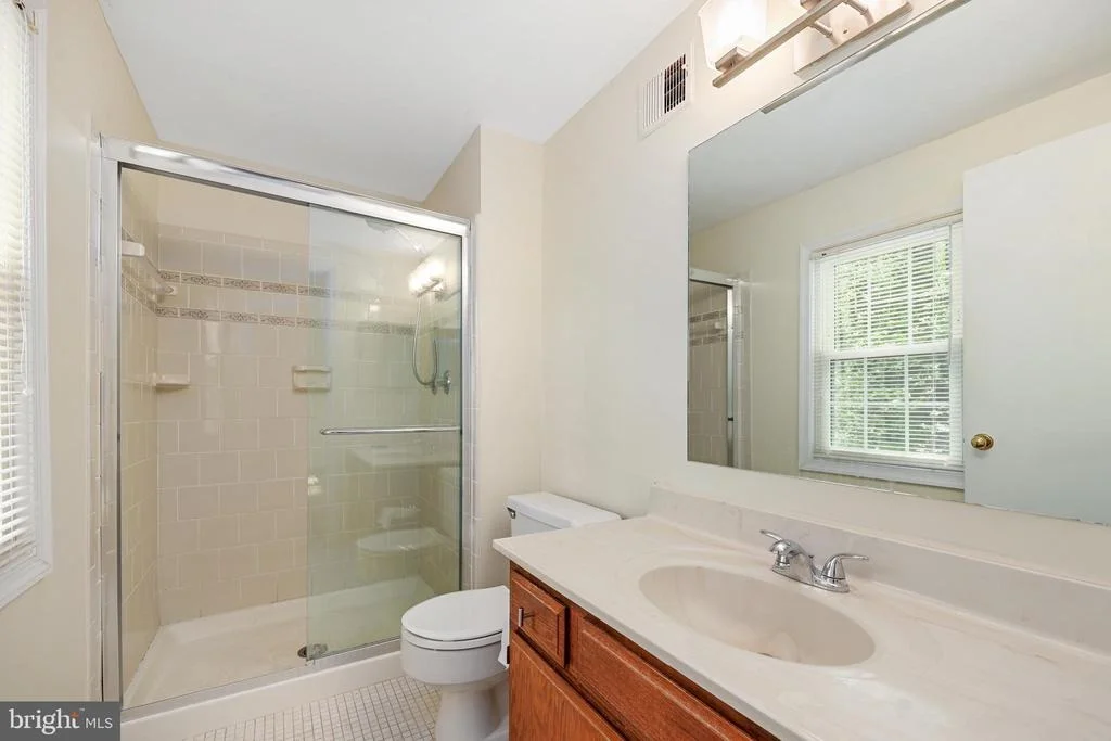 Photo of 10827 BURR OAK WAY