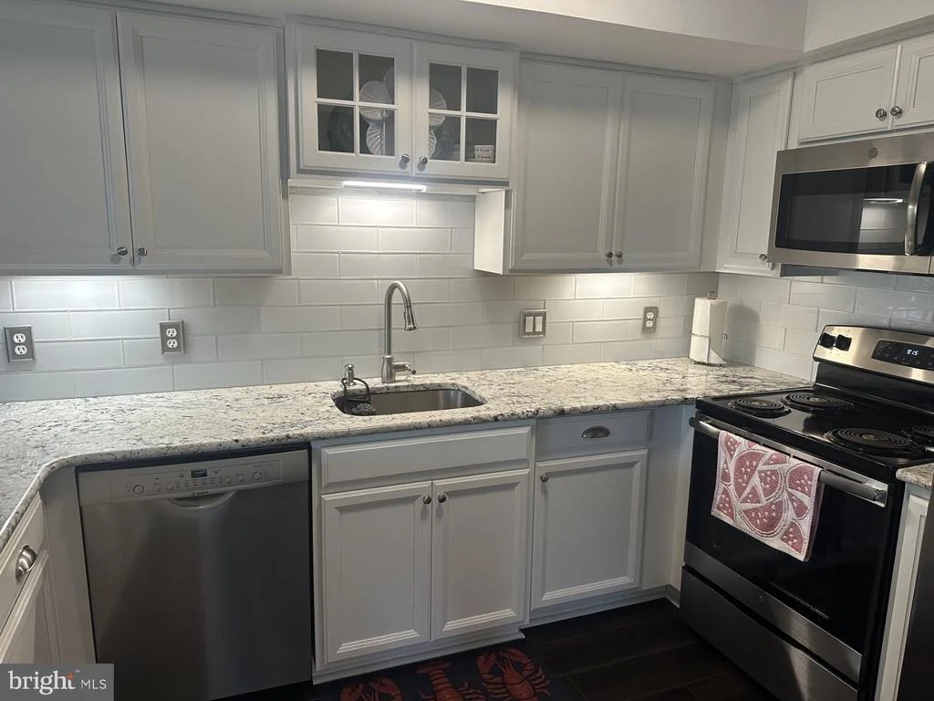 Photo of Unit 2 at 260 SEA EAGLE DRIVE