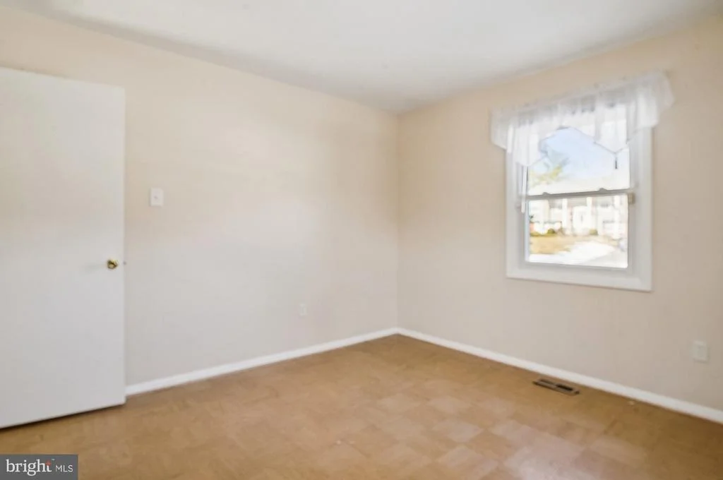 Photo of 16005 PENNANT LANE