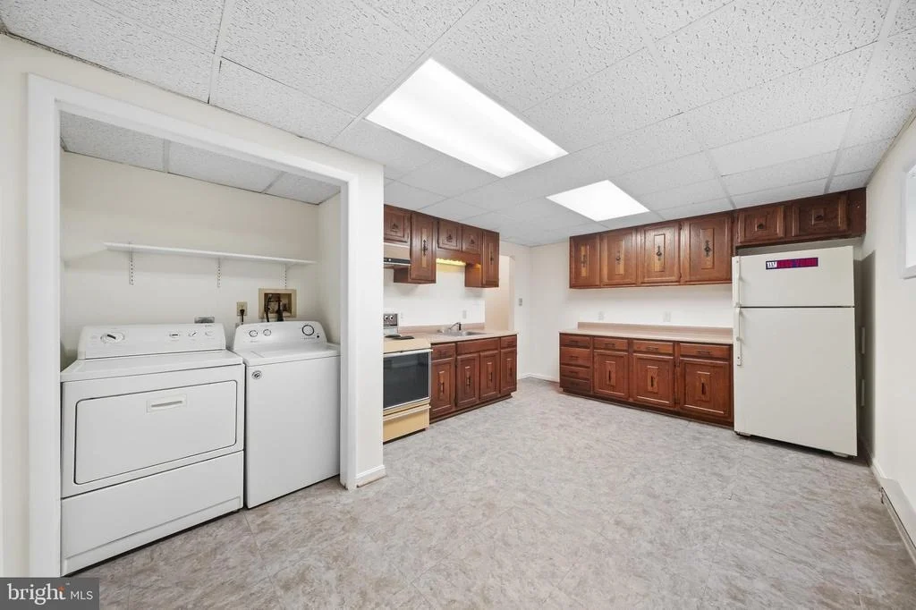 Photo of 1052 RIDGE ROAD